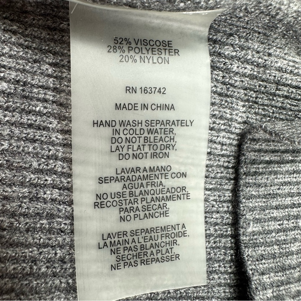 NWOT Vila Milano Gray Hooded Sweater Women’s Plus 3XL V Neck Long Sleeve - Picture 7 of 8